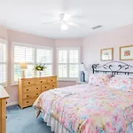 Pelican Bay 42