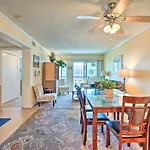 Isle Of Palms Condo With Pool Access Walk To Beach!