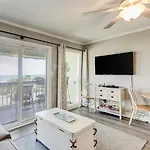 Sea Cabin 318-B