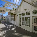 Captain\'S Quarters