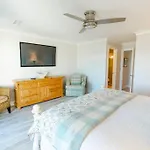 Beach Club Villa 32 - Newly Renovated! Direct Oceanfront