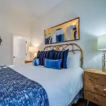 Seaside Cottage 81 - Pristine Grand Pavilion Home Pool Pass