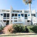 Beach Club Villa 32 - Newly Renovated! Direct Oceanfront