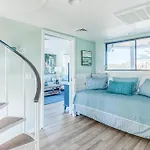 Port O\' Call G304 - Modern Oceanview! Atlantic Escape!