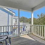 Pelican Bay 13 - Cozy Beachside Retreat! - Beach Access!