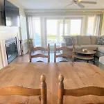 Beach Club Villa 29 - Oceanfront Walkout! End Unit!
