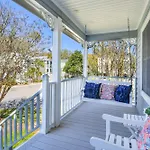The Coastal Cottage