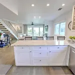 New! Seagrove Villa 9D - Luxurious Top Floor Villa