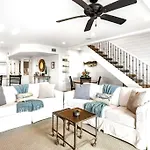 New! Seagrove Villa 9D - Luxurious Top Floor Villa