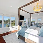 44 Intracoastal Court