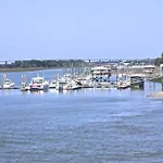 Carolina Breezes West