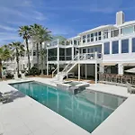 910 Ocean Boulevard
