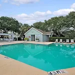 17 Pelican Bay