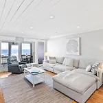 Beach Club Villa 31 - Luxurious Oceanfront - Beach Walkout