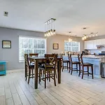 Palm Boulevard 2403