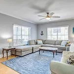 Palm Boulevard 2403