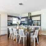 High Tide By Avantstay Incredible Beach Front Home W Pool