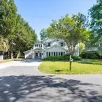 Cast Away By Avantstay Stunning Modern Home Near Beach W Two Kitchens