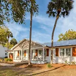 Sawyer By Avantstay Stunning Isle Of Palms Home W Pool