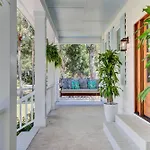 Southern Oasis By Avantstay 0.5Mi Walk To The Beach Pool Patio Large Yard