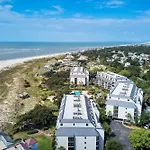 123D Shipwatch By Avantstay Beach Access Pool