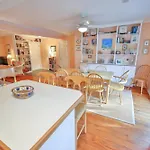 9 34Th Avenue