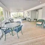 9 34Th Avenue