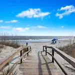 8A Seagrove Villa