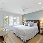 9C Seagrove Villa