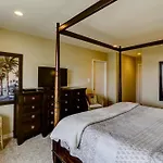 8C Seagrove Villa