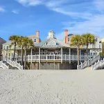 139 Grand Pavilion