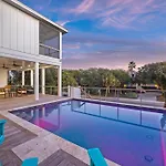 2905 Palm Blvd