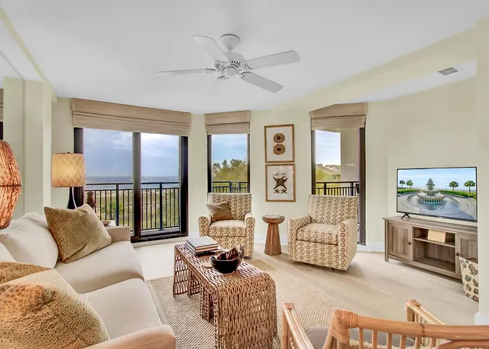 303A Shipwatch By Avantstay Ocean View Shared Pool Boardwalk To Beach