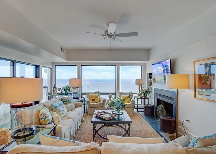 Waters Lure Avantstay Oceanfront Shared Pool Spa Ocean Views