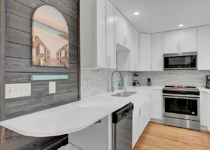Sandcrab Court 2 By Wild Dunes, With Amenities