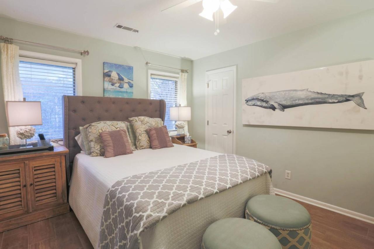 Holiday home Whale Of A Time