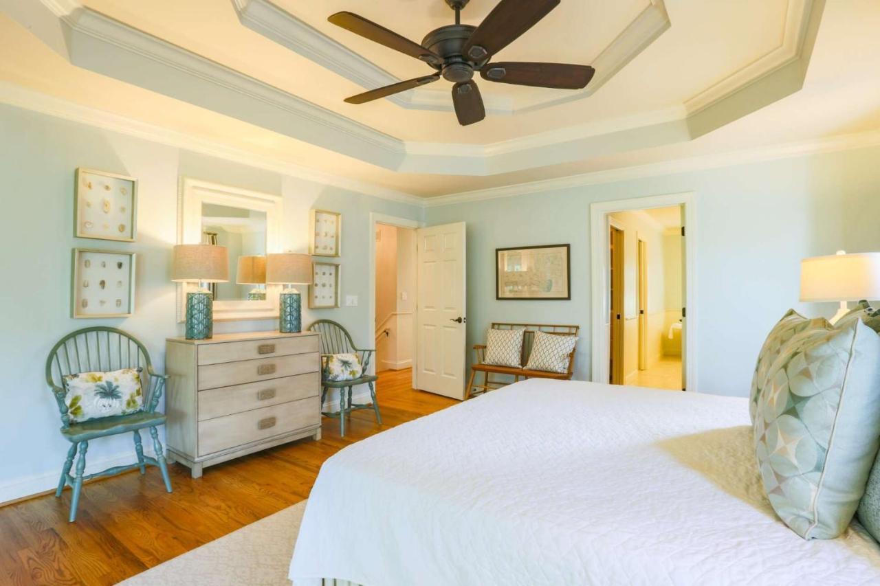 The Sunny Side Holiday home Isle of Palms