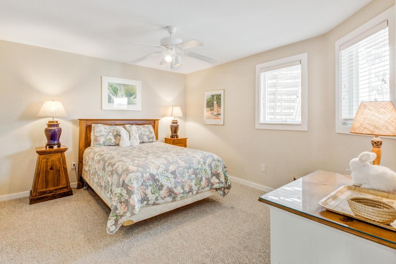 Tidewater H-104 Villa *