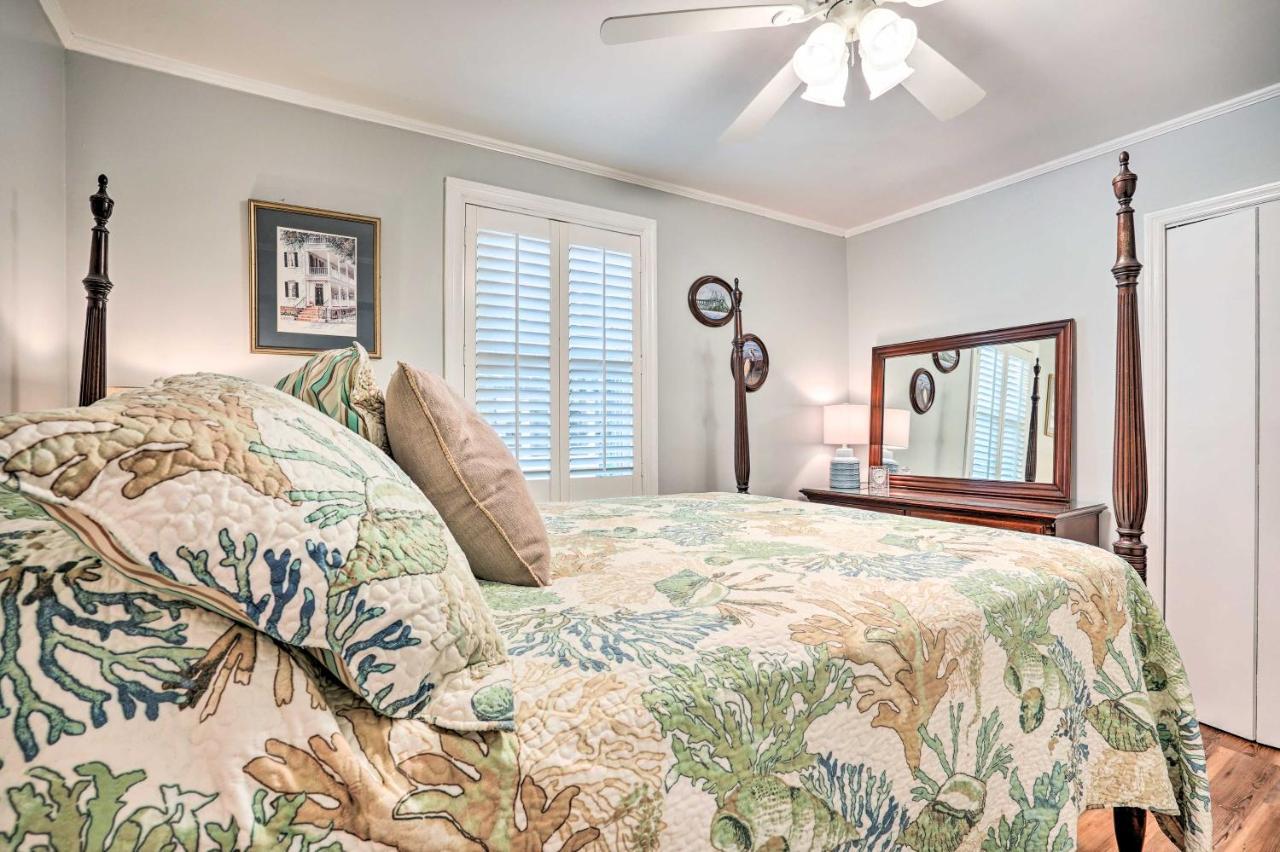 Holiday home Beachy 1 Block To Coast! Isle of Palms