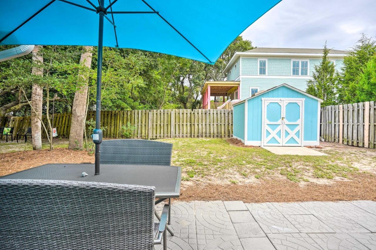 Beachy 1 Block To Coast! Holiday home
