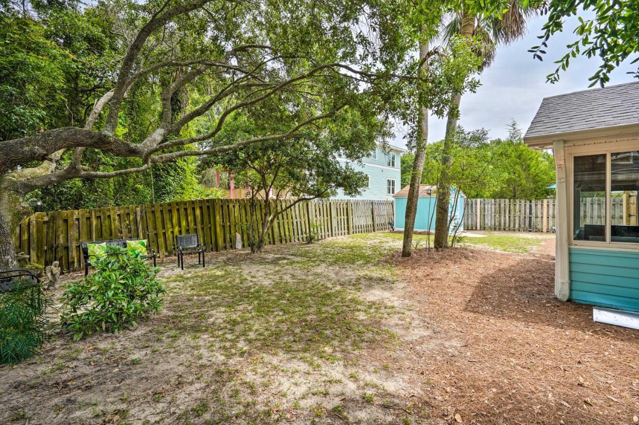 Holiday home Beachy 1 Block To Coast! Isle of Palms