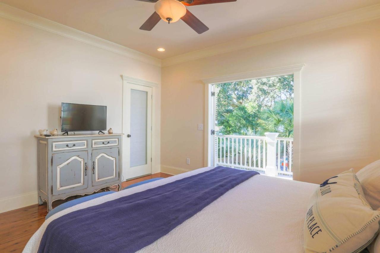 Holiday home Deja Blue Isle of Palms