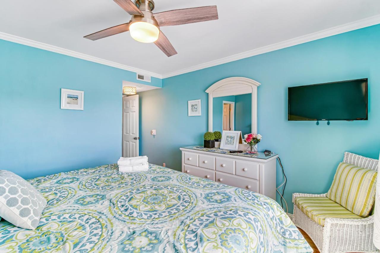 Oceanside 306-b Villa