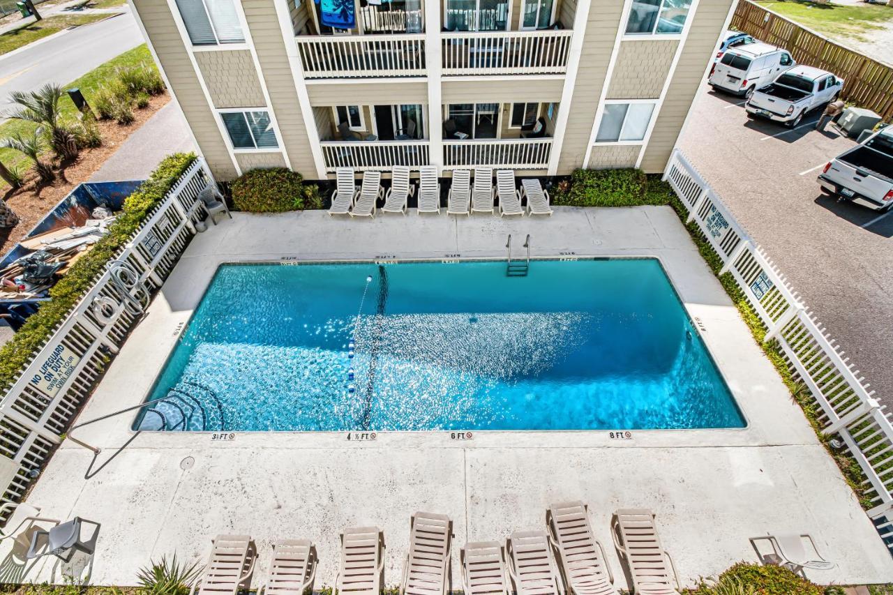 Oceanside 306-b Villa Isle of Palms