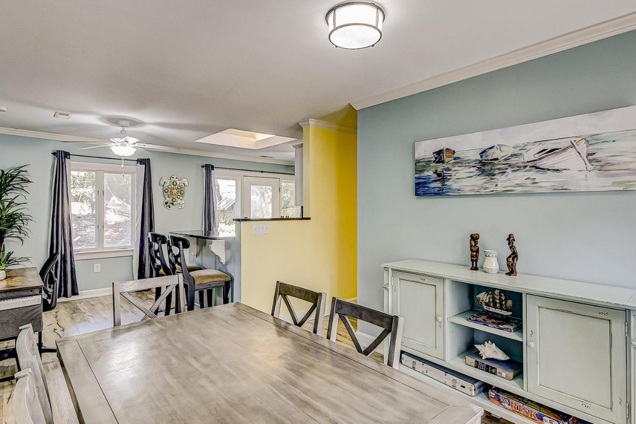 30 22nd Ave *