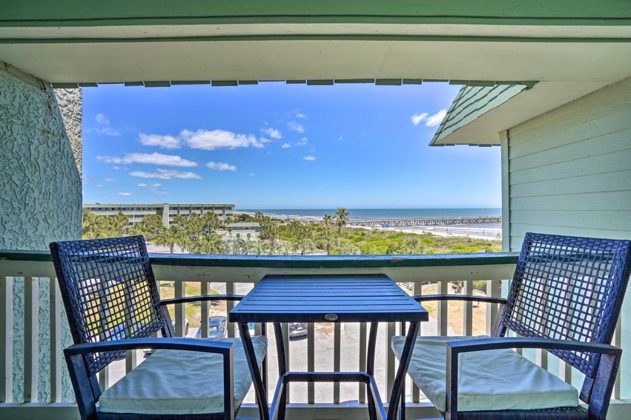 Apartment Beachfront With Balcony And Pool! Isle of Palms