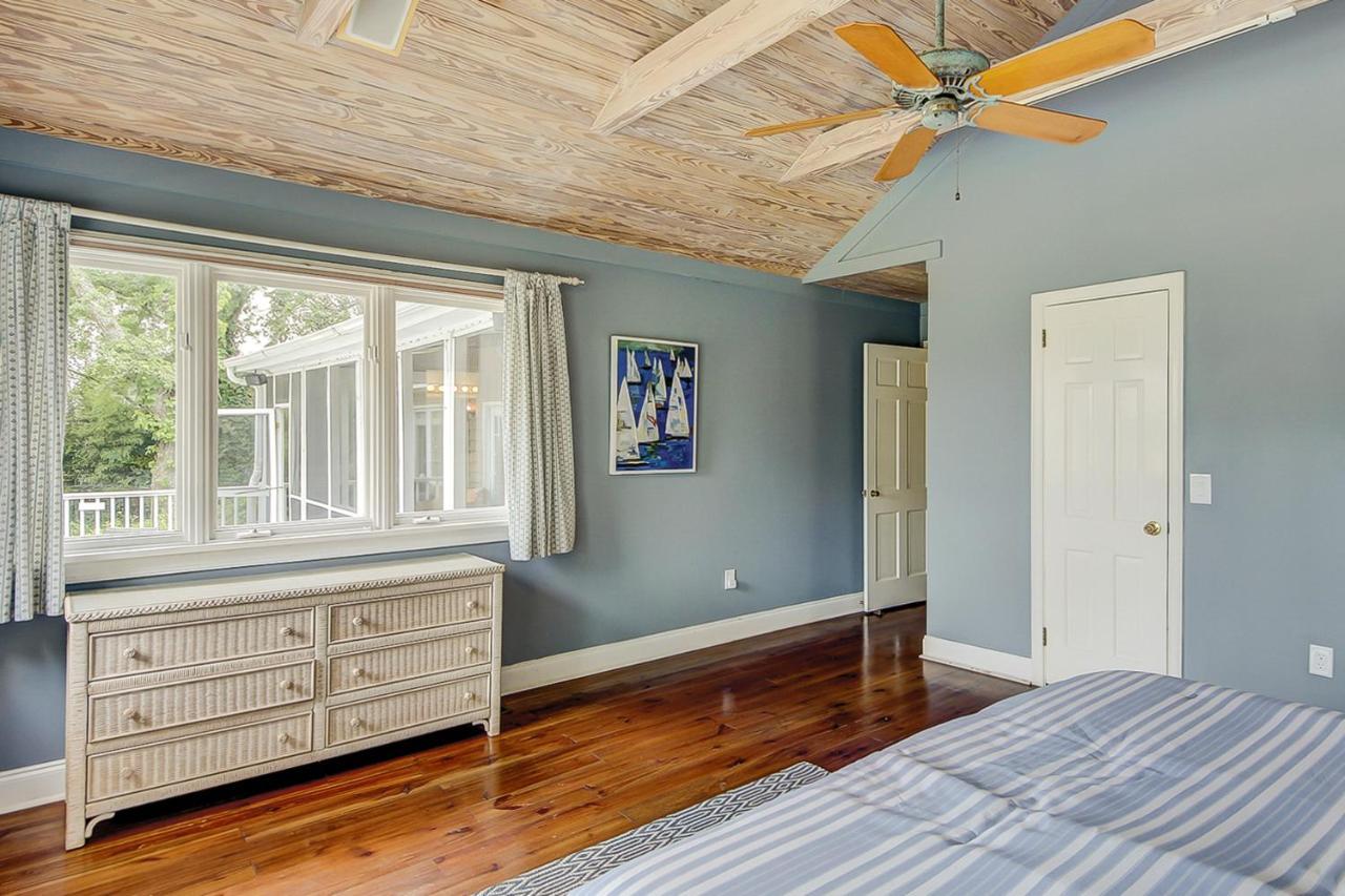 Holiday home Under The Oaks - Island Living At Its