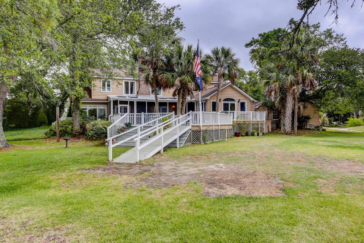Under The Oaks - Island Living At Its * Isle of Palms