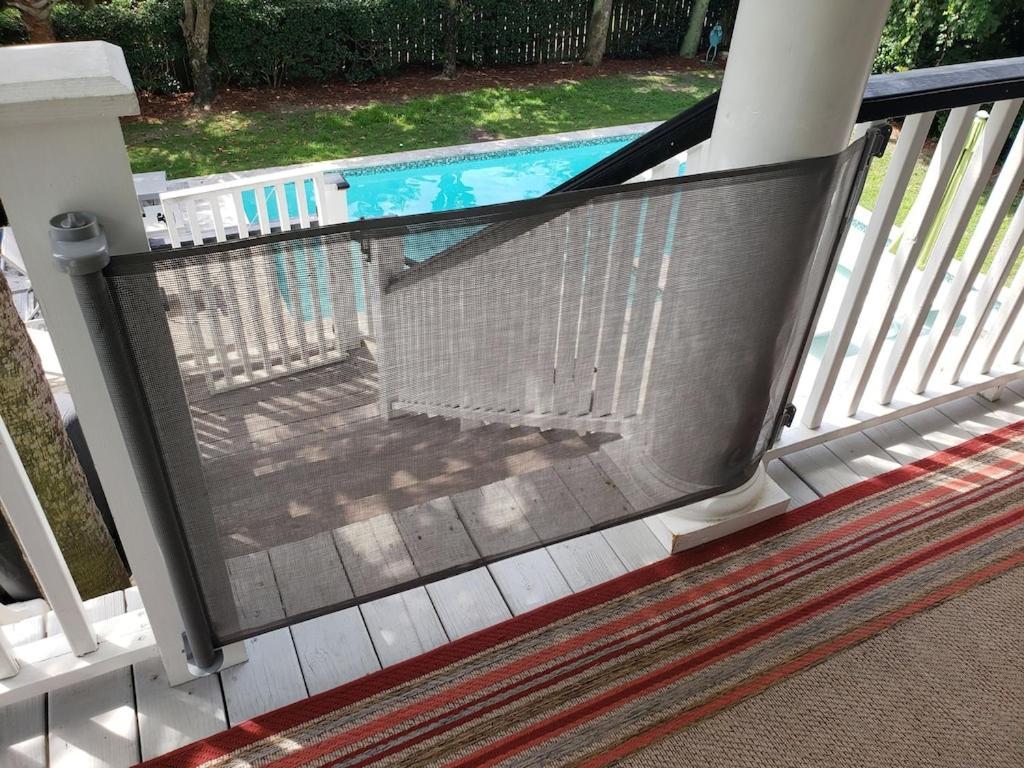 Holiday home Backyard Oasis- Steps 2 Beach, Private Pool & Bar, Sleeps 16, 7 Bedrooms 5 And A Half Bathrooms 