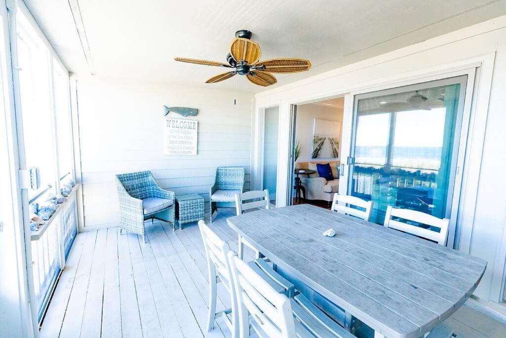 Club 32 - Newly Renovated! Direct Oceanfront *